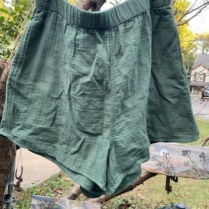 100 Cotton short media green, large